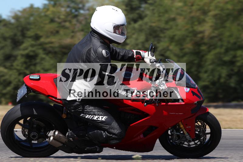 Archiv-2022/54 13.08.2022 Plüss Moto Sport ADR/Einsteiger/108